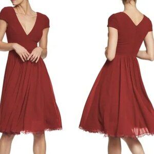 NWT Dress the Population Corey Medium Cap Sleeve Lace Trim Midi Dress Garnet